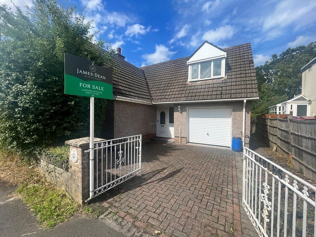 Common Road, Gilwern, Abergavenny, NP7 4 bed detached house for sale