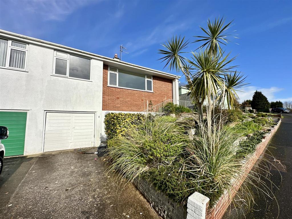 Cedar Way, Brixham 3 bed semidetached bungalow for sale £299,950