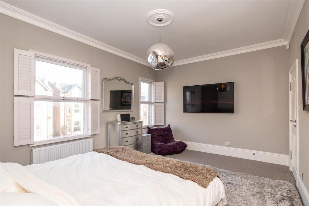 Bedroom 1 Aspect 2