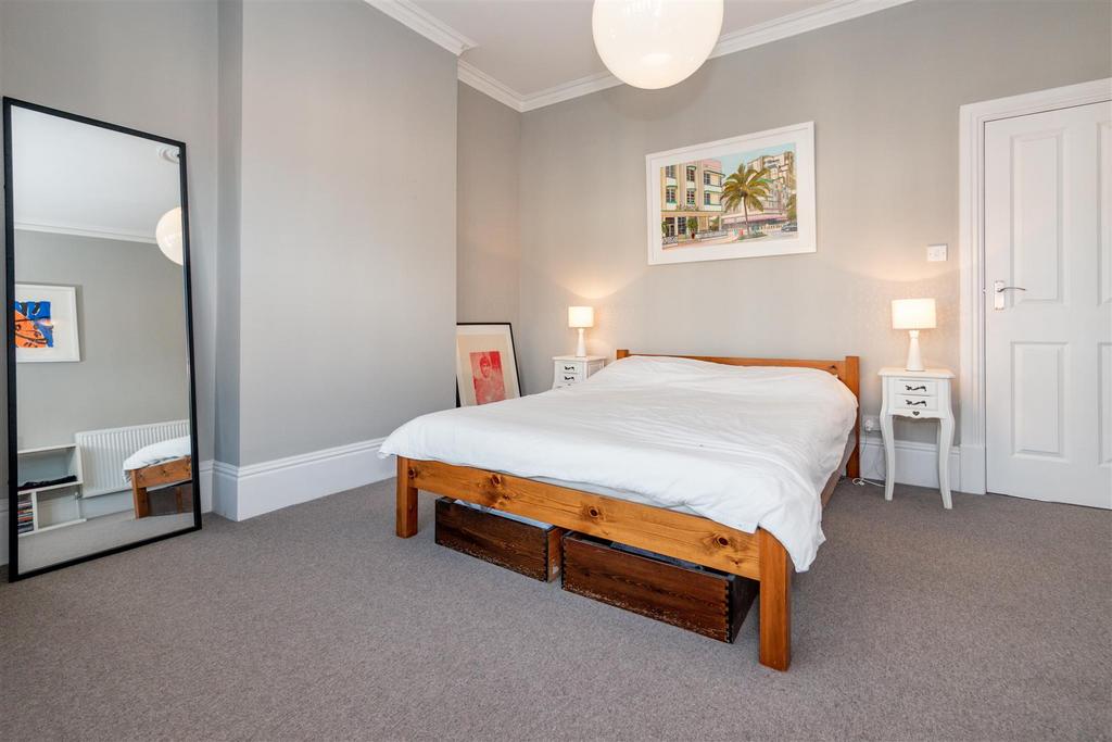 Bedroom 2 Aspect 2
