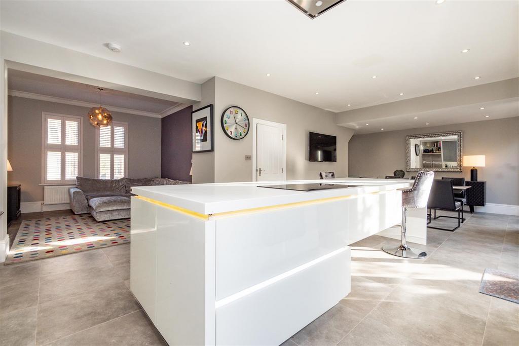 Dining Kitchen 3
