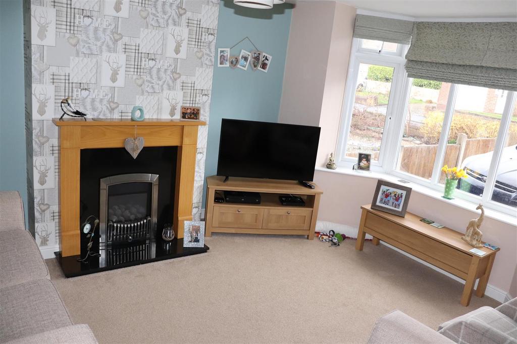 Westway, Pelsall 3 bed semidetached house for sale £295,000