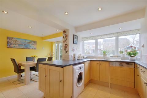 15 Aviemore Close, Arnold, Nottingham, NG5 8QW