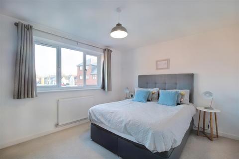 4 Glamis Road, Nottingham, NG5 1EF