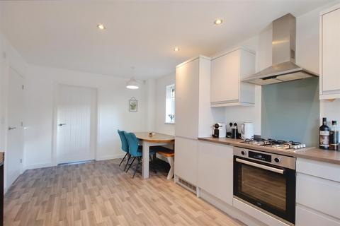 4 Glamis Road, Nottingham, NG5 1EF