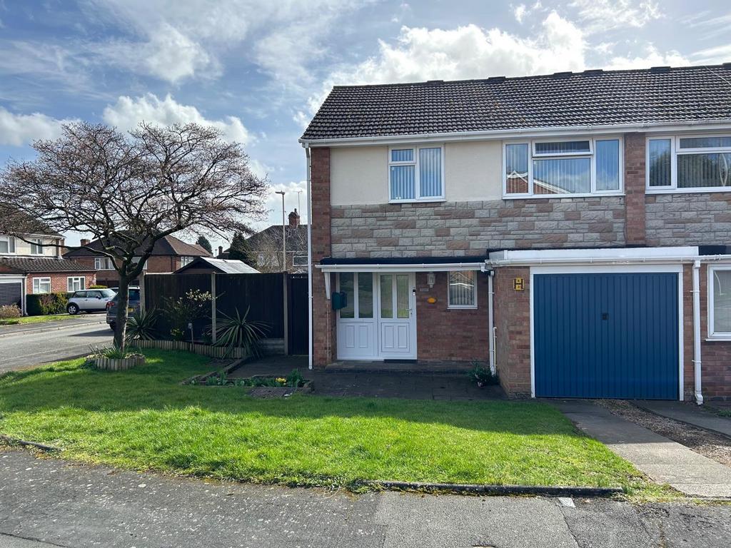 Combe Close, Leicester 3 bed end of terrace house for sale £299,950