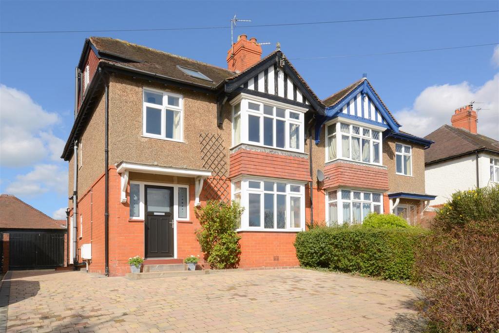 Mytton Oak Road, Copthorne, Shrewsbury 4 bed semidetached house £475,000