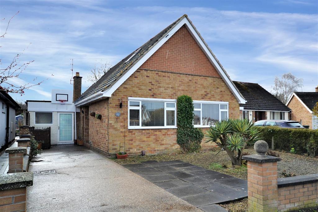 Whitworth Drive, RadcliffeOnTrent, Nottingham 4 bed detached bungalow