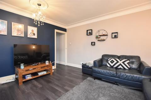 2 bedroom flat for sale, Brookland Close, Hastings
