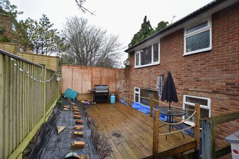 2 bedroom flat for sale, Brookland Close, Hastings