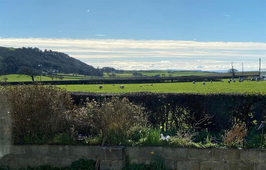 Ynyswen - view.jpg
