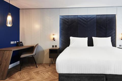 undefined, Roomzzz Aparthotel, Newcastle City