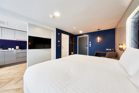 undefined, Roomzzz Aparthotel, Newcastle City