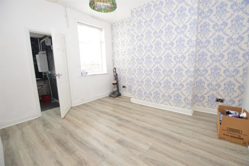 Vittoria Street, Birkenhead, CH41 2 bed end of terrace house for sale