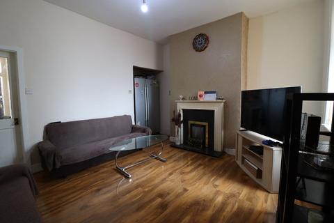 32 Boland Street, Blackburn, BB1 6LL