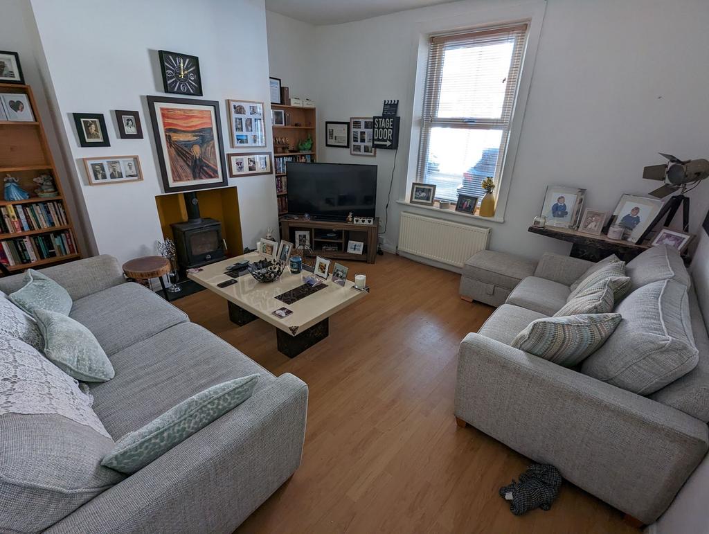 Wilberforce Street, Jarrow, Tyne and Wear, NE32 3AR 3 bed terraced