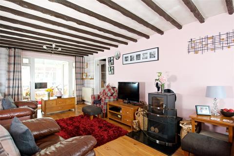 4 bedroom detached house for sale - Lagonda Close, Newport Pagnell, Buckinghamshire, MK16