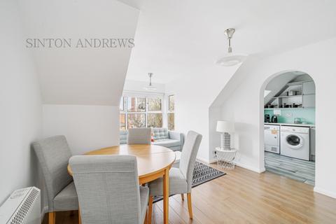 13 Pursewardens Close, London, W13 9PN