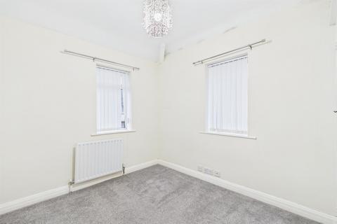 3 bedroom end of terrace house to rent, Lynmouth Place, Newcastle Upon Tyne