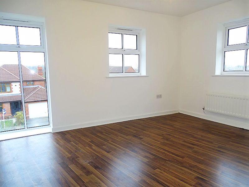 Holland House Road, Preston PR5 2 bed apartment £650 pcm (£150 pw)