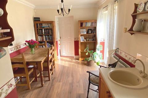 1 Towcester Road, Milton Malsor, Northampton, NN7 3AP