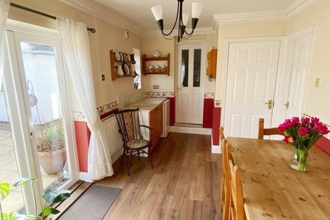 1 Towcester Road, Milton Malsor, Northampton, NN7 3AP