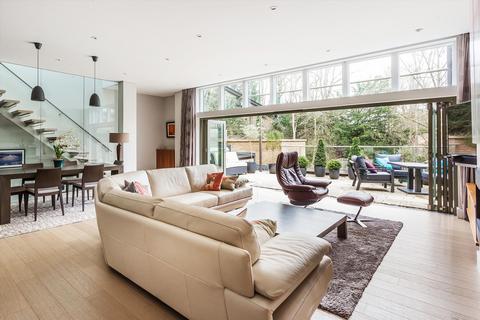 4 bedroom semi-detached house for sale - Chantry Quarry, Guildford, Surrey, GU1