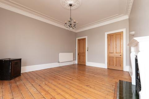 3 bedroom flat to rent, Partickhill Road, Flat 1-1, Partickhill, Glasgow, G11 5BY