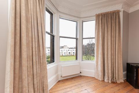 3 bedroom flat to rent, Partickhill Road, Flat 1-1, Partickhill, Glasgow, G11 5BY