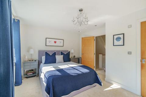 7 Century Way, Beckenham, BR3 1BY
