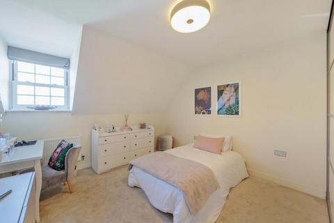 7 Century Way, Beckenham, BR3 1BY