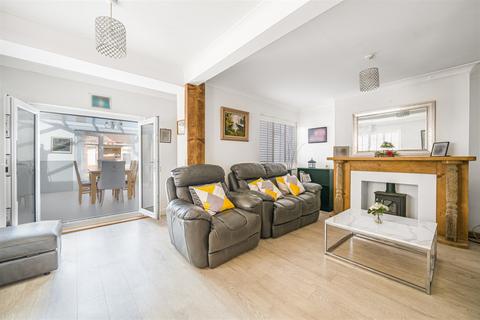 31 Beach Road, Selsey, Chichester, PO20 0LT