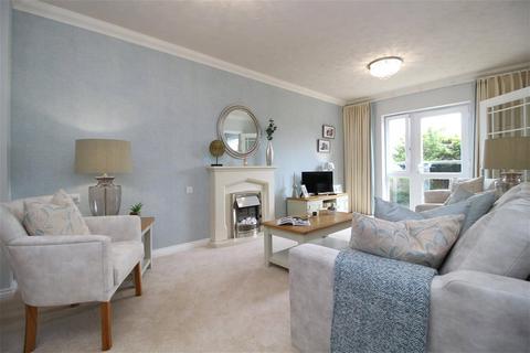 2 bedroom apartment for sale - North Close, Lymington, SO41