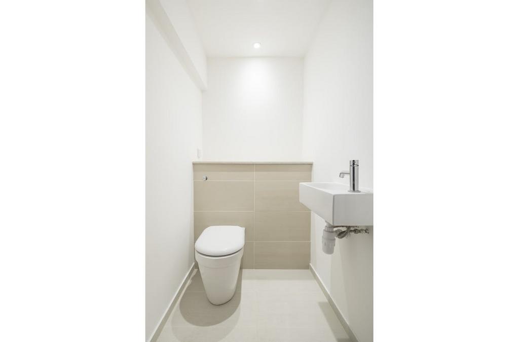 UNIT 32 B WATERSIDE 6.jpg