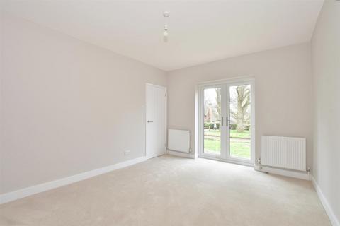 5 bedroom detached house for sale, Theobalds Road, Burgess Hill, West Sussex