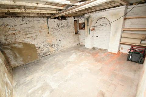56 Hare Lane, Godalming, GU7 3EE
