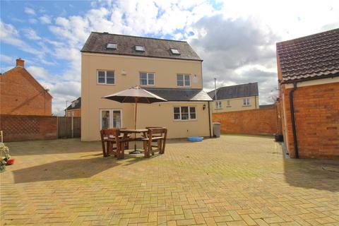 18 Maunders Drive, Staverton, Trowbridge, BA14 8UL