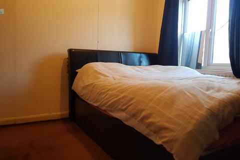 1 bedroom in a house share to rent, R1, Eton Rd, Sparkhill, B12 8AY