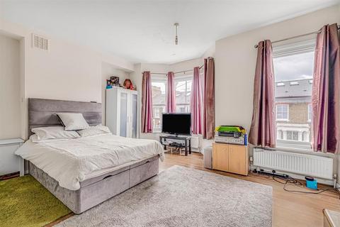 4 bedroom terraced house for sale, Gilstead Road, SW6