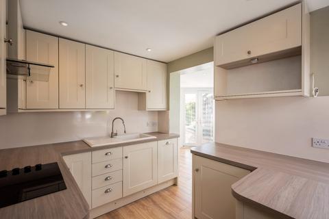 2 bedroom bungalow to rent, Neville Drive, Bishopthorpe, York, YO23