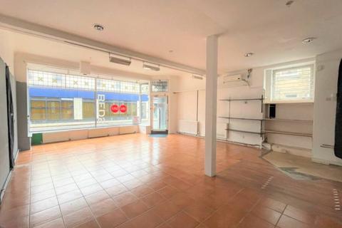 16 Bourtree Place, Hawick, TD9 9HW