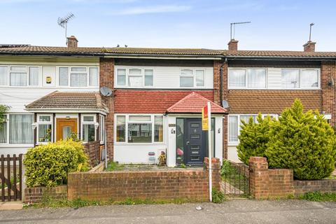 111 Tamar Way, Slough, SL3 8SZ