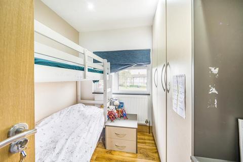 111 Tamar Way, Slough, SL3 8SZ