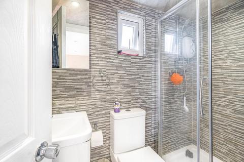 111 Tamar Way, Slough, SL3 8SZ