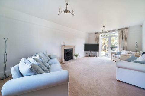 12 Holbrook Close, Hereford, HR1 1TR
