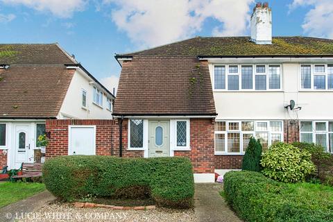 23 Barnes End, New Malden, KT3 6PB