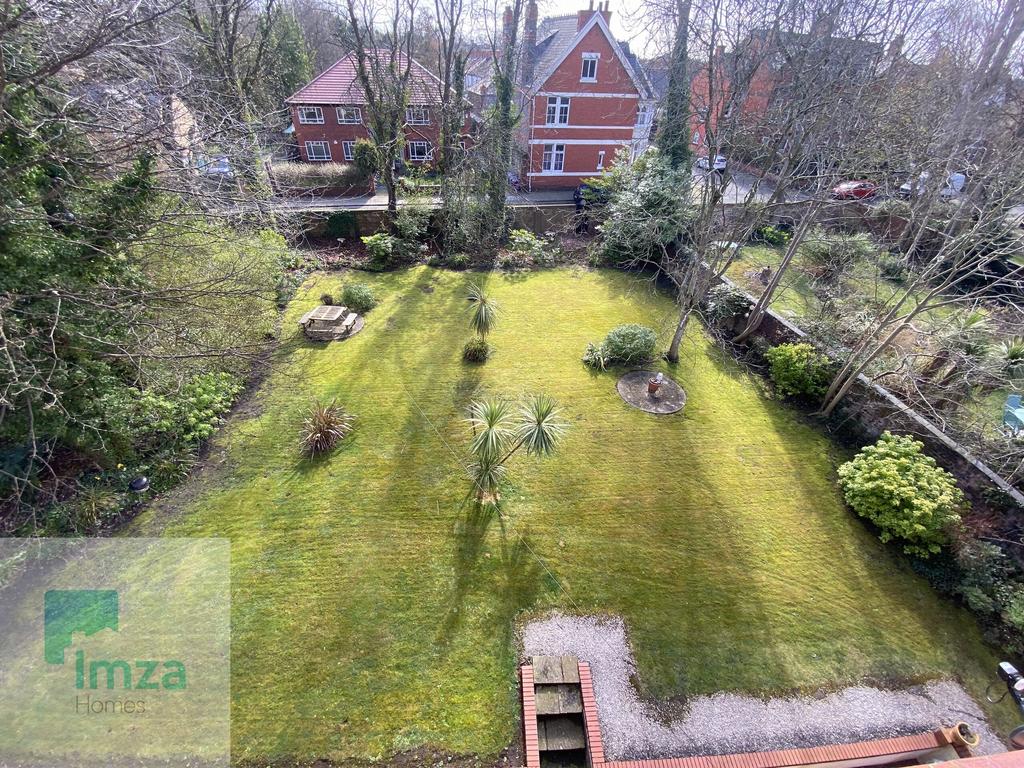 Garden 1.heic