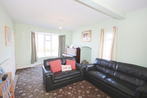 4 bedroom detached house for sale, Worksop Road, Swallownest S26