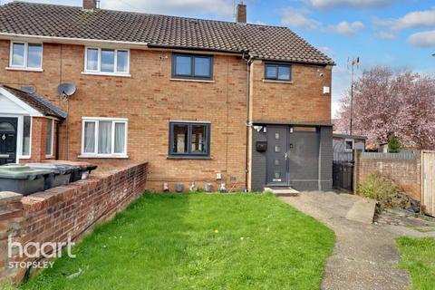 3 bedroom semi-detached house for sale - Long Close, Stopsley