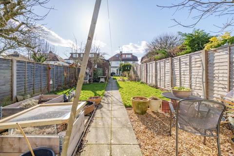 60 Glade Road, Marlow, SL7 1DH